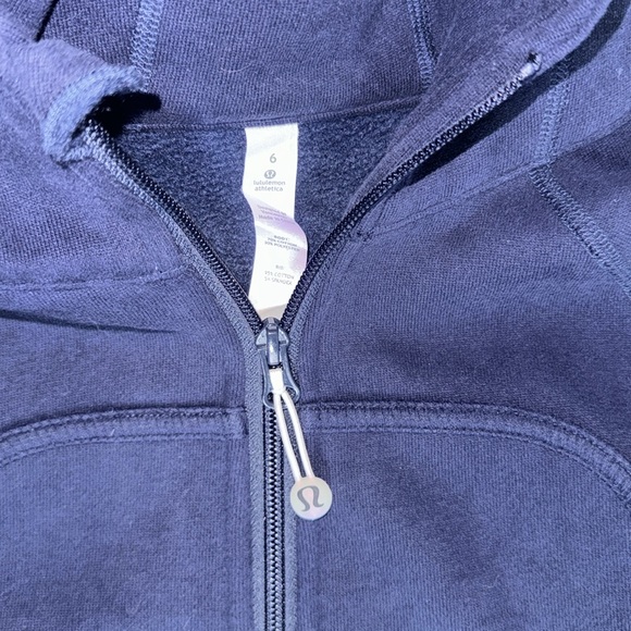 Lululemon Scuba- Navy blue/size 6 - Picture 3 of 7